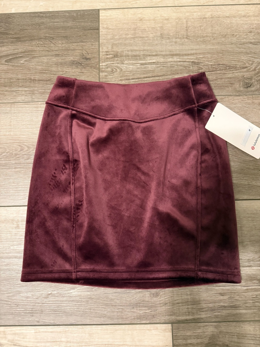 Lululemon Burgundy Velvet-Look Skirt - Scuba Mini